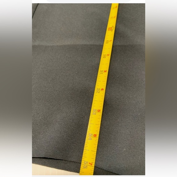 Lilly Pulitzer Black and Gold Strapless Jumpsuit. Size 6 - Picture 10 of 11